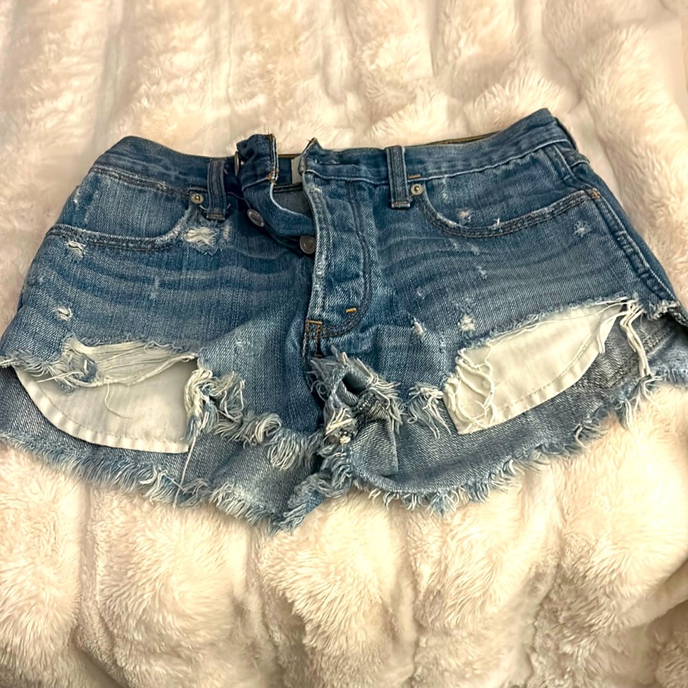 Abercrombie & Fitch Festival Short